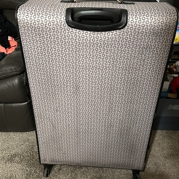 Guess soft material large suitcase used twice only don’t need anymore. - Picture 2 of 3